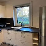 Apartament Wagner - Erdgeschoss - Naehe Festspielhaus - 2 Schlafzimmer - Boxspringbetten - Grosse Kueche - Dusche - Badewanne - Extra Wc - Terrasse Bayreuth