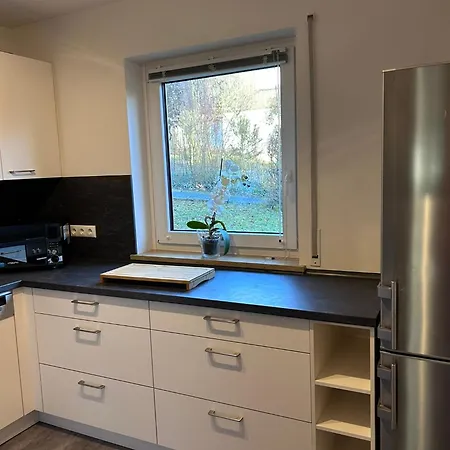 Apartmán Wagner - Erdgeschoss - Naehe Festspielhaus - Free-wifi - Schlafzimmer - Boxspringbetten - Grosse Kueche - Dusche - Badewanne - Extra Wc - Terrasse - Dtv-zertifiziert Bayreuth
